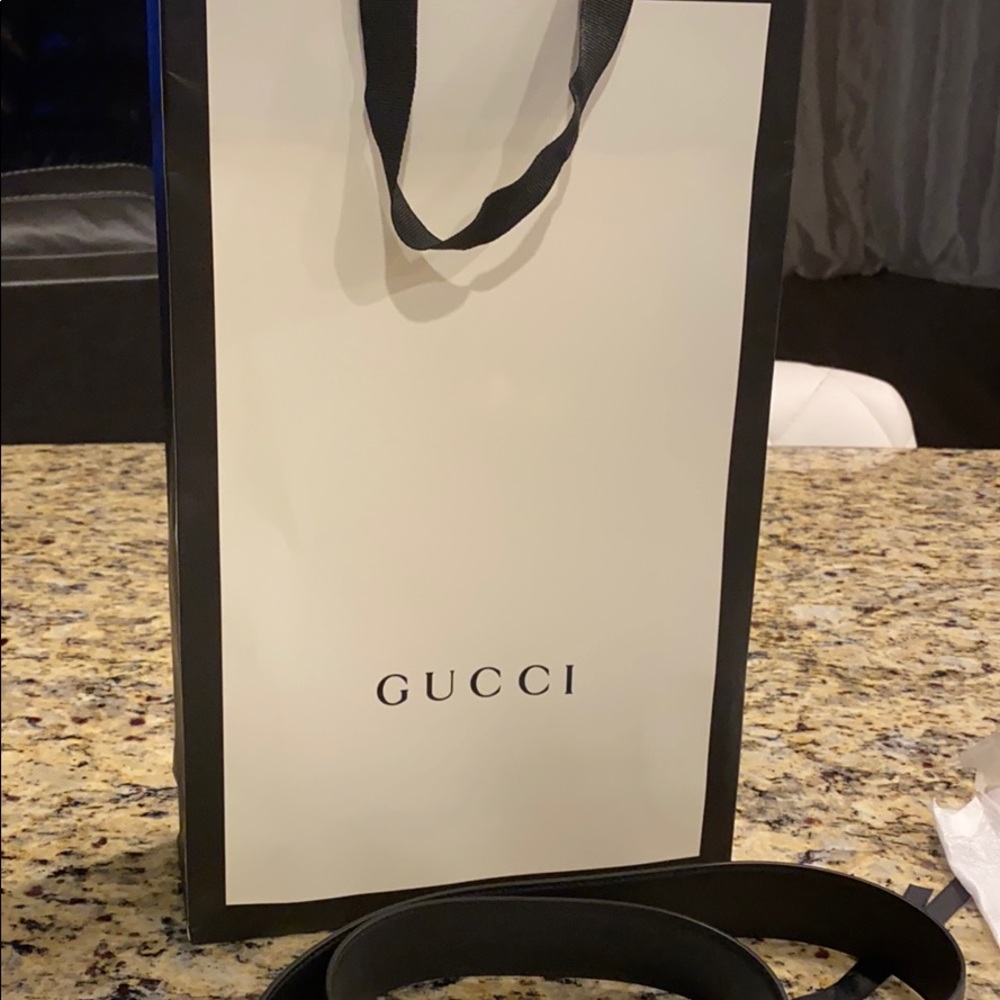 Men’s Gucci Reversible belt with Square G buckle - Picture 2 of 4